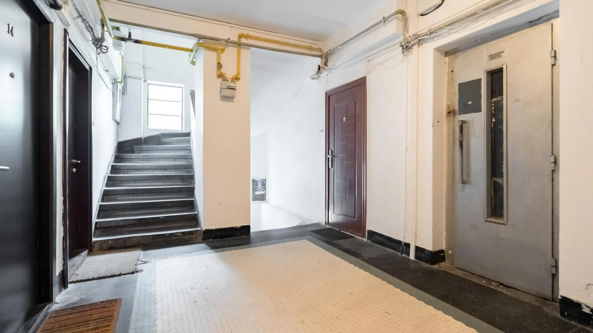 Elegant Urban Studio - Heart Of Calea Victoriei Boekarest Appartement